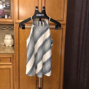 Maurice’s Very pretty tank with keyhole detail on back.